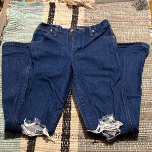 Women's Blue Distressed wrangler jeans